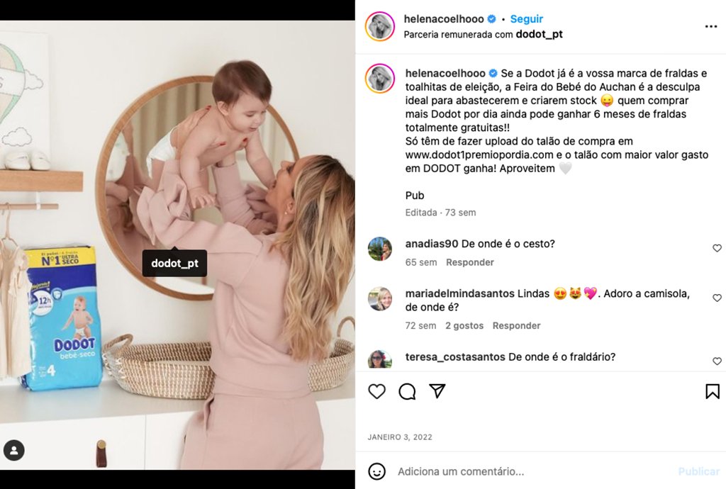 Publicação de Instagram de uma parceria paga com a marca Dodot, com uma pessoa a segurar um bebé ao colo