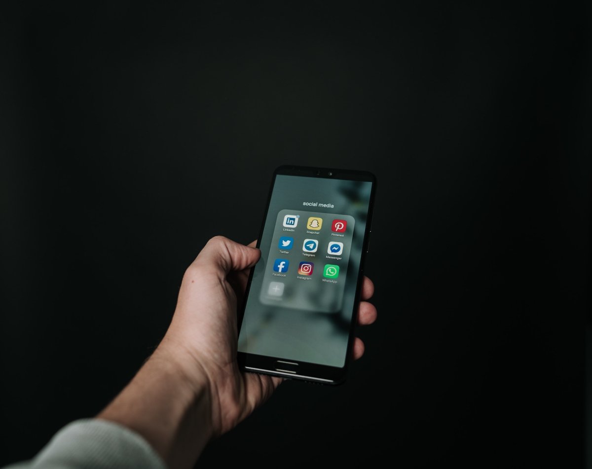 Estratégias de marketing de redes sociais para lojas online
