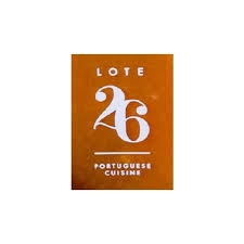 Embalagem castanha com texto branco LOTE 26 PORTUGUESE CUISINE