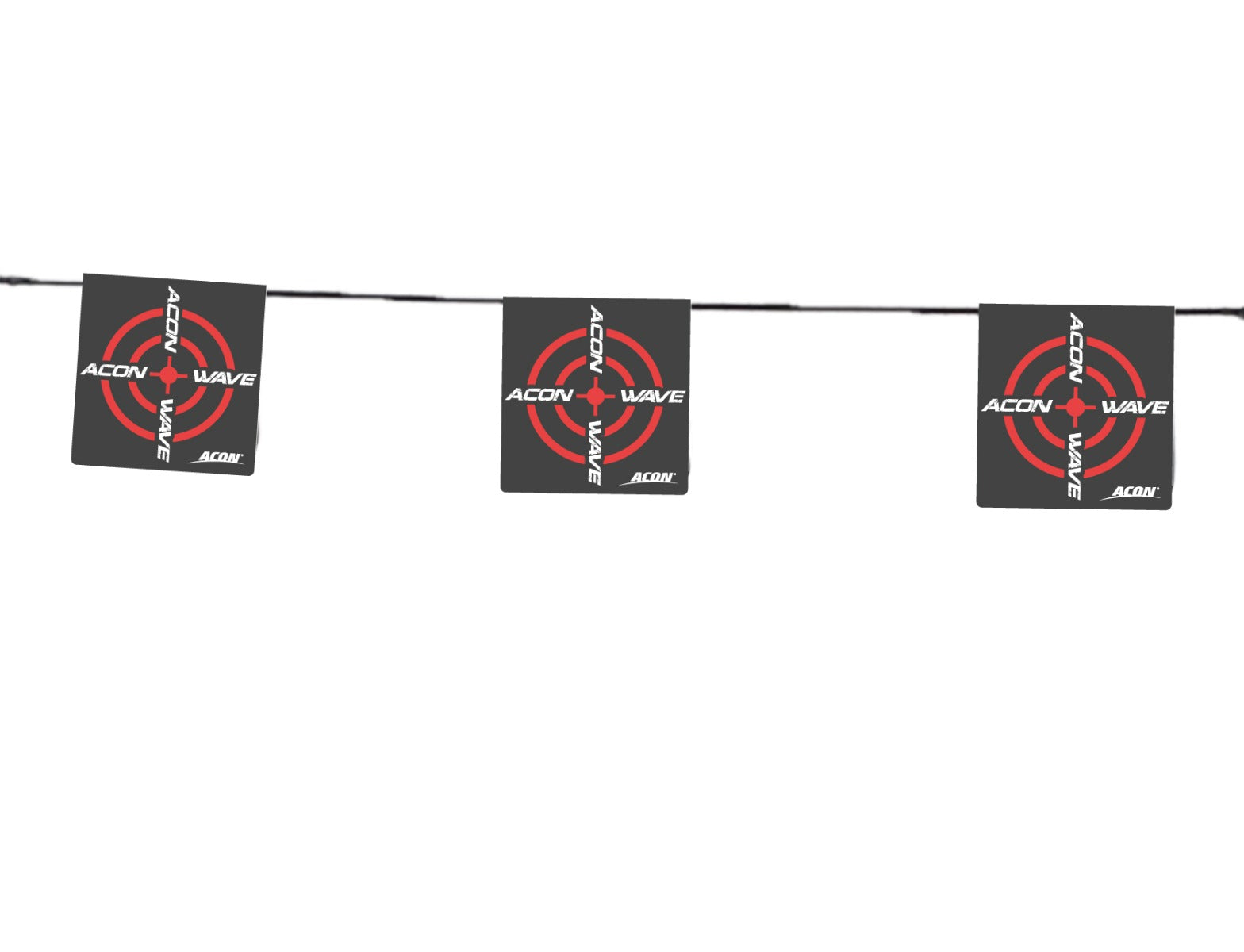 Etiquetas quadradas cinzentas escuras com alvo vermelho e texto branco ACON WAVE penduradas em fio