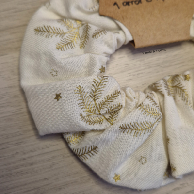 Frufru&#x20;ramagem&#x20;dourada