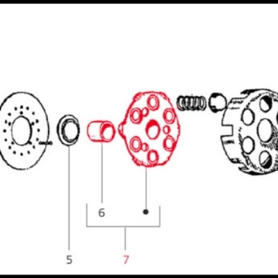 Diagrama técnico de peças mecânicas circulares com números 5, 6 e 7