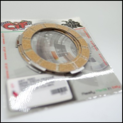 Conjunto discos embraiagem metal e material fricção em embalagem