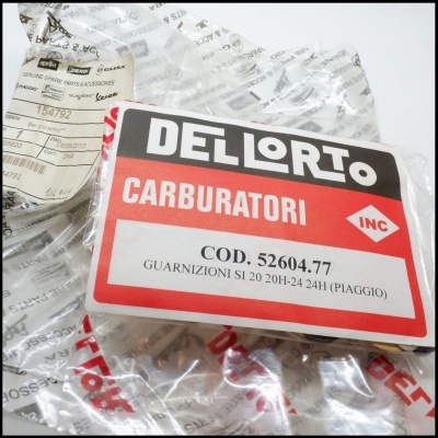 Produto Dellorto Carburatori em saco plástico com etiqueta informativa