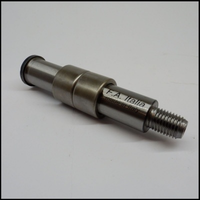 Parafuso metálico com rosca e anel de borracha, marca F.A. Italia