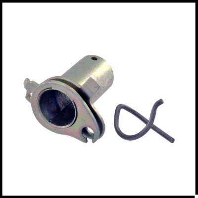 Peça metálica cilíndrica com pino auxiliar metálico