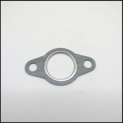 Peça metálica oval com dois orifícios e anel central prateado