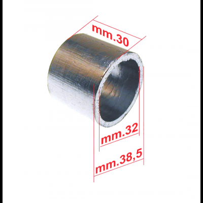 Peça metálica cilíndrica oca com dimensões indicadas em vermelho