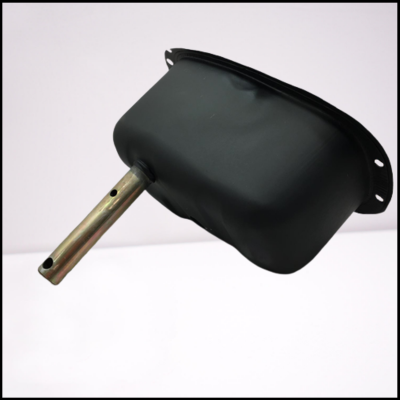 Peça metálica com cobertura preta de borracha