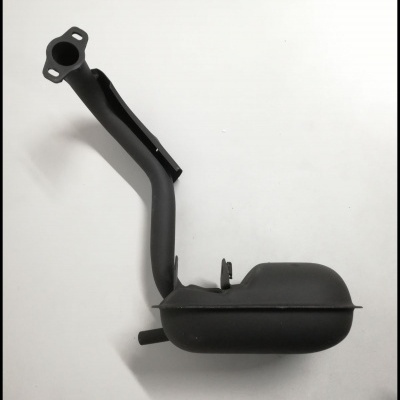 Componente automóvel preto em fundo branco