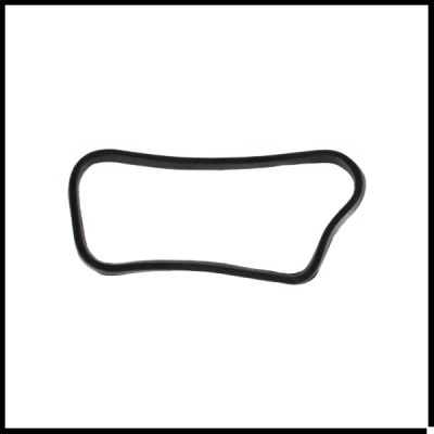 Vedante preto de borracha com formato irregular sobre fundo branco