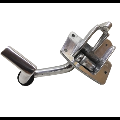 Suporte de parede metálico cromado com revestimento preto na extremidade