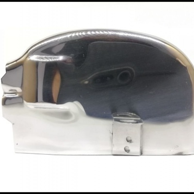 Medidor de fita metálica em caixa metálica prateada