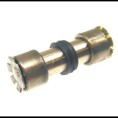 Axle metálico prateado e bronze com anel de borracha preta no centro