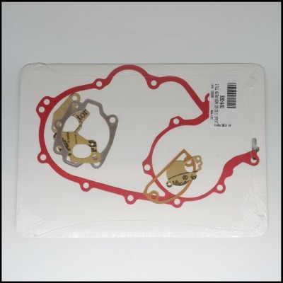 Conjunto de juntas para motor em embalagem transparente sobre fundo branco