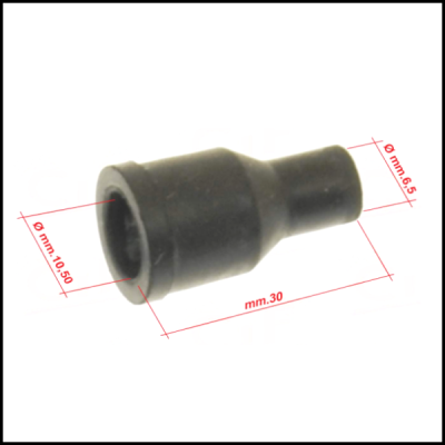 Adaptador ou conector preto com medidas em milímetros