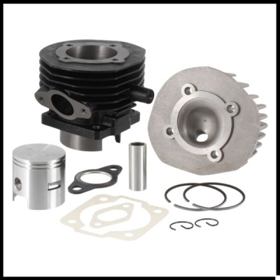 Conjunto de peças para motor com cilindro preto e pistão prateado