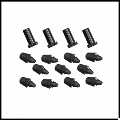 Conjunto de 16 peças plásticas ou borracha pretas sobre fundo branco