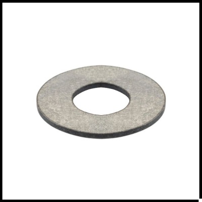 Anel de arruela metálica cinza com formato circular