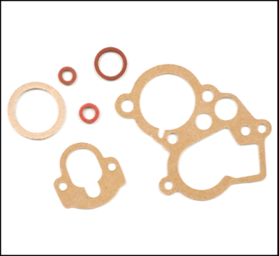 Conjunto de juntas de vedação de cortiça e borracha sobre fundo branco
