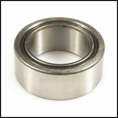 Rolamento metálico cilíndrico prateado
