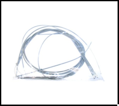 Cordas de guitarra de metal embaladas em saco plástico transparente