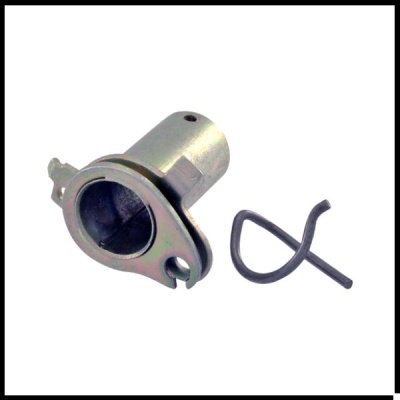 Peça metálica cilíndrica com pino auxiliar metálico