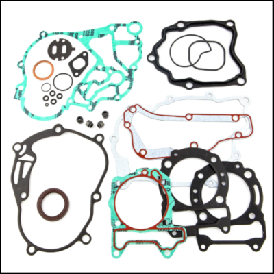 Conjunto de juntas para motor de várias cores e formas sobre fundo branco