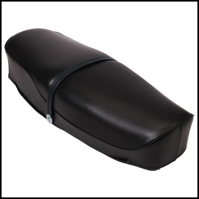 Banco de motocicleta preto com alça preta e fivela metálica