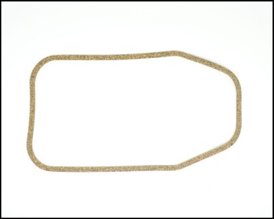 Junta estreita castanha clara em fundo branco