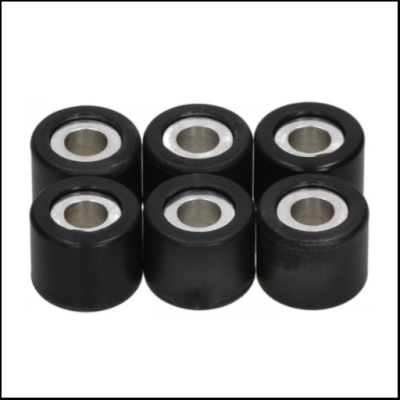 Seis roletes pretos com anéis metálicos no centro