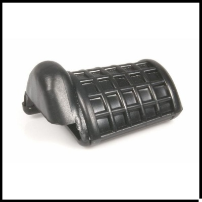 Pedal de bicicleta preto com textura quadriculada