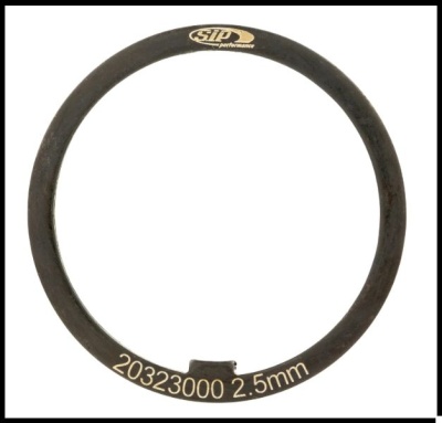Anel metálico circular com texto gravado 'SIP performance 20323000 2.5mm'.