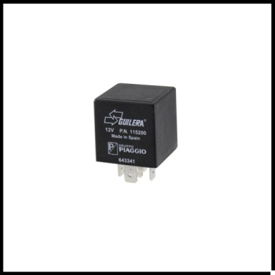 Relé elétrico quadrado preto com texto branco para veículos