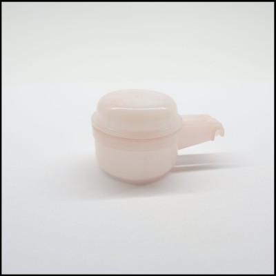 Conta-gotas de plástico rosa claro com tampa redonda