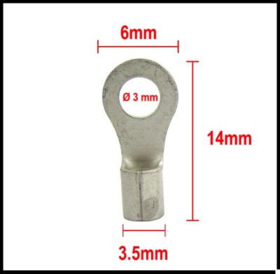 Terminal elétrico metálico prateado com medidas em vermelho sobre fundo branco