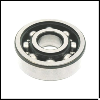 Rolamento de esferas metálico cilíndrico com esferas visíveis