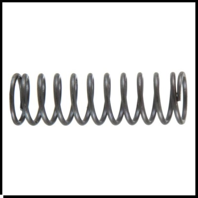 Mola helicoidal metálica preta sobre fundo branco