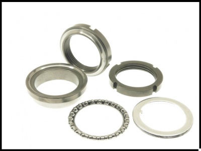Conjunto de peças metálicas para rolamento incluidas anéis e esferas