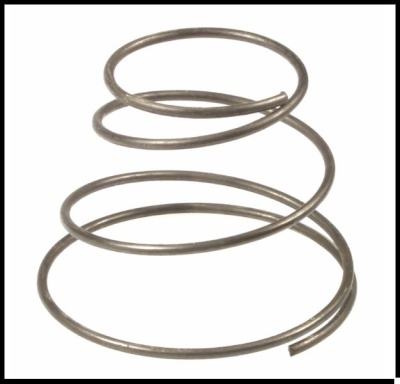 Mola metálica helicoidal prateada sobre fundo branco