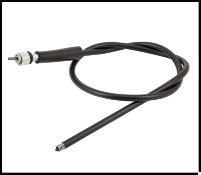 Cabo flexível preto com ponta metálica e conector