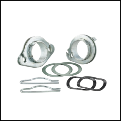 Conjunto de peças metálicas variadas sobre fundo branco