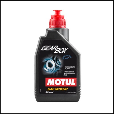 Frasco preto de óleo MOTUL Gear Box com tampa vermelha