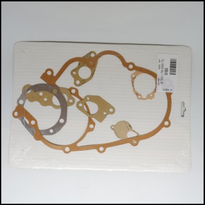 Conjunto de juntas para motor em cartão com embalagem transparente e etiqueta.