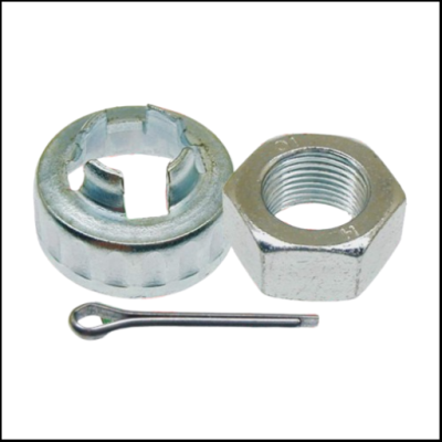 Peças metálicas: porca hexagonal, anel de trava circular e pino de cotovelo sobre fundo branco