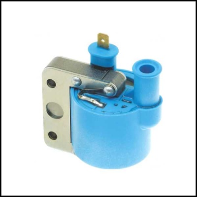 Componente elétrico azul com base metálica prateada e conector dourado