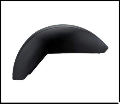 protector plástico preto para roda em fundo branco