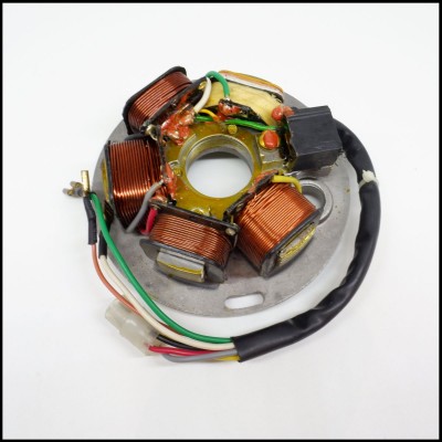 Estator com núcleo metálico e fios de cobre esmaltado