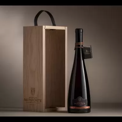 Garrafa de vinho tinto e estojo de madeira Quinta de Monforte