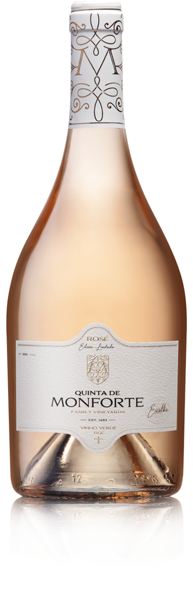 Garrafa de vinho rosé Quinta de Monforte com rótulo branco e detalhes dourados